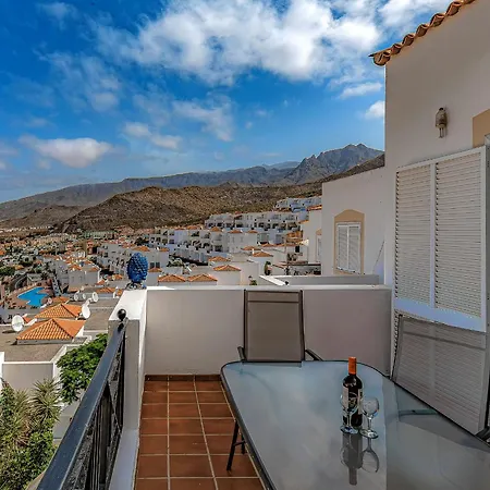 Spacious 2 Bedroom Tenerife South Appartamento